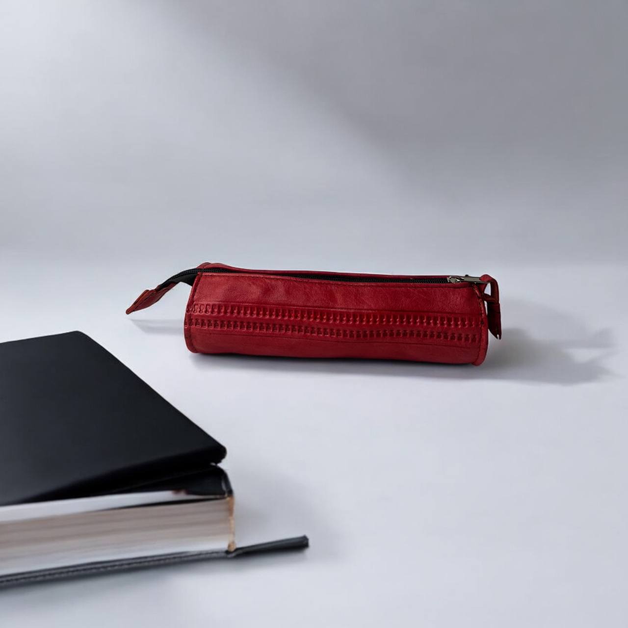 ESTUCHE DE CUERO