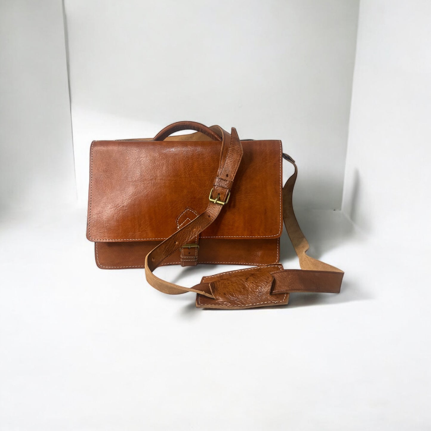 MALETÍN DE CUERO ELEGANT